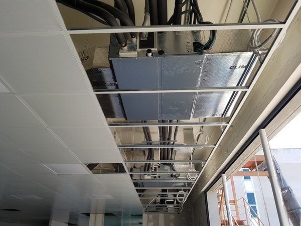 Climatización oficinas constructora IN Cornellá - imagen 3